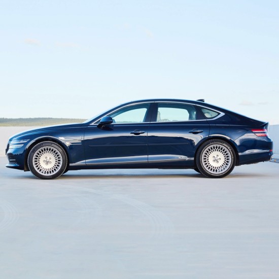 Genesis G80 Painted Body Side Molding 2021 2024 / FE